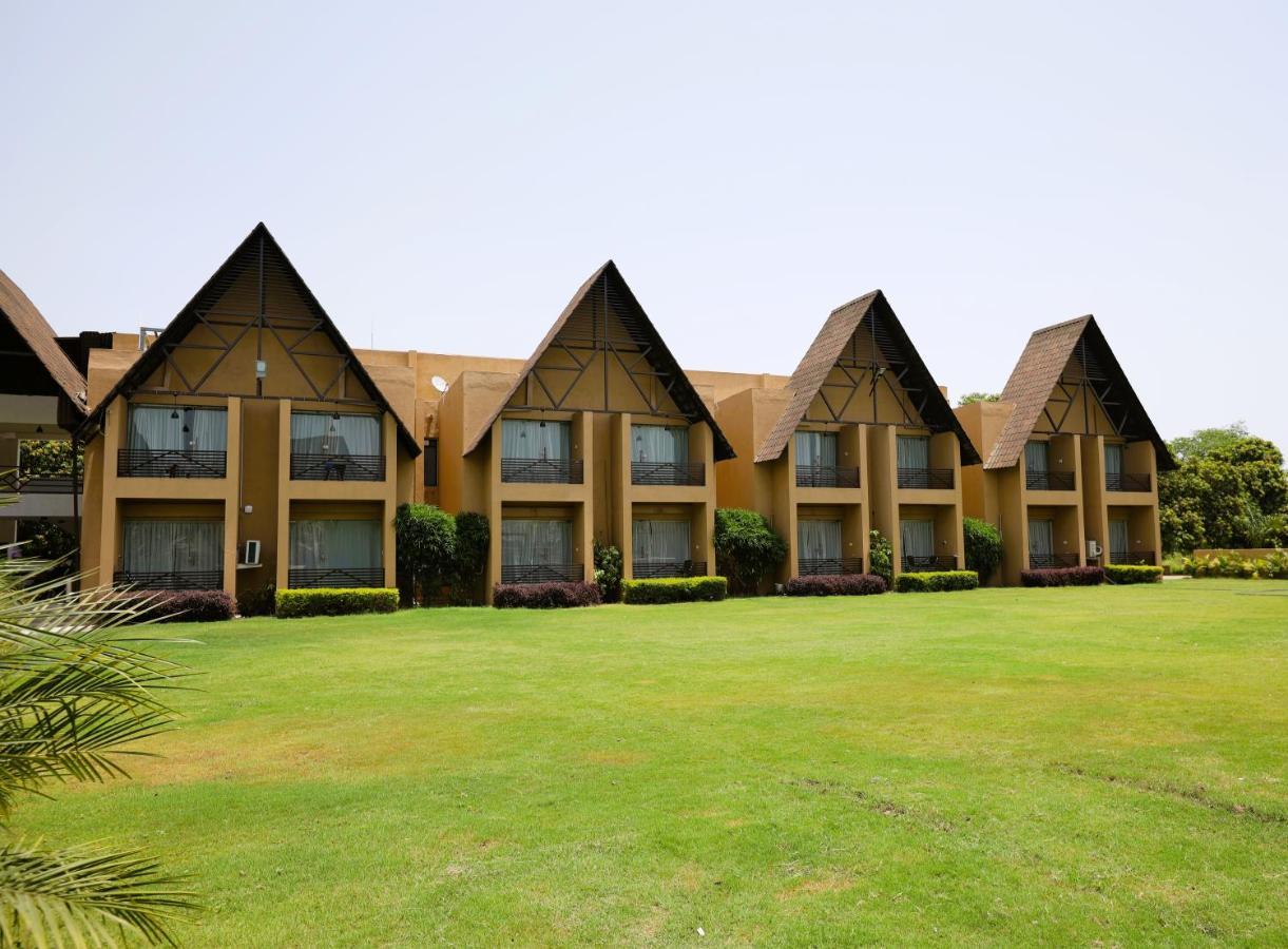 Jagira Ananta Elite , Sasan Gir Hotel Chitrod Ngoại thất bức ảnh