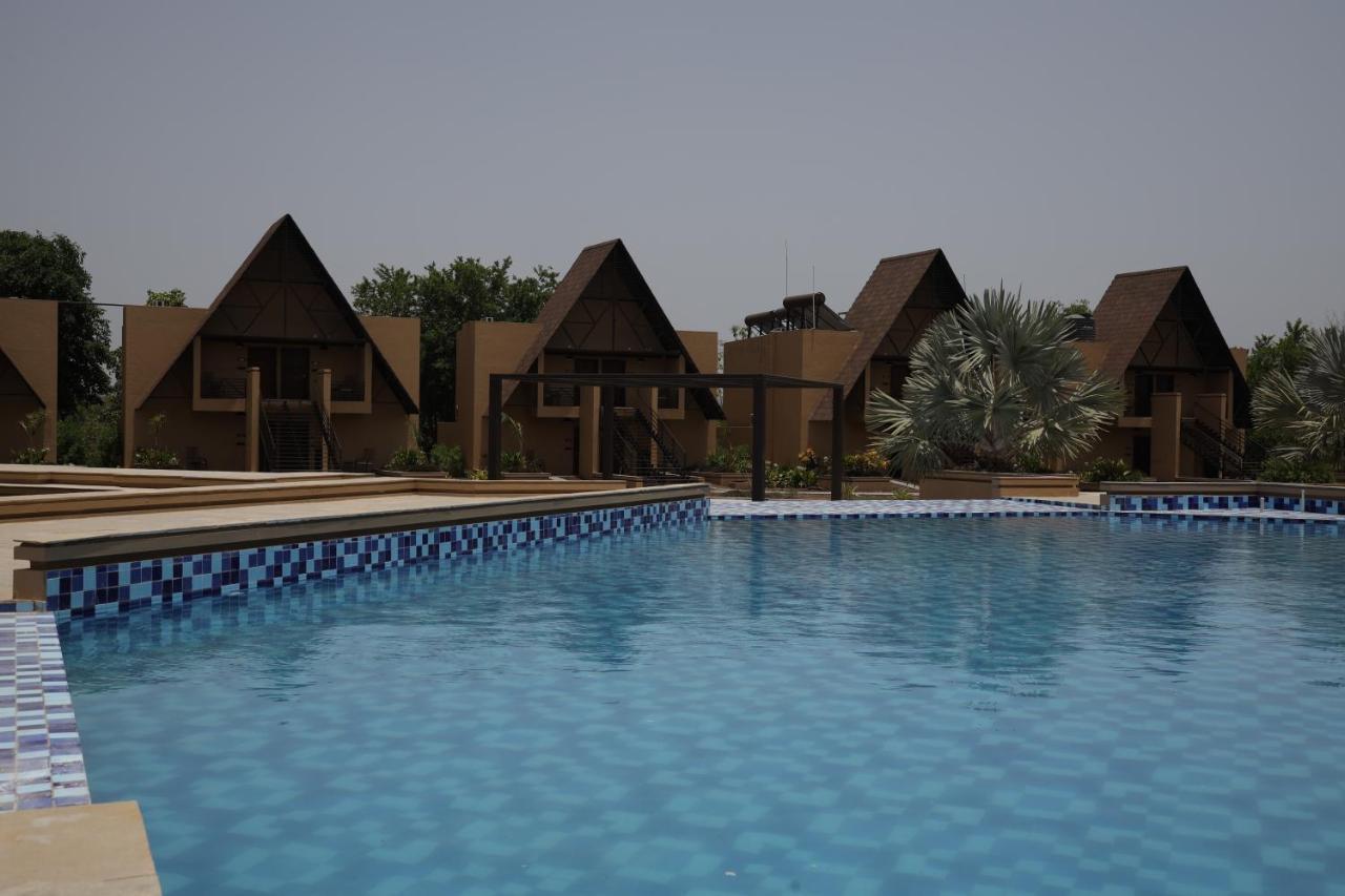 Jagira Ananta Elite , Sasan Gir Hotel Chitrod Ngoại thất bức ảnh