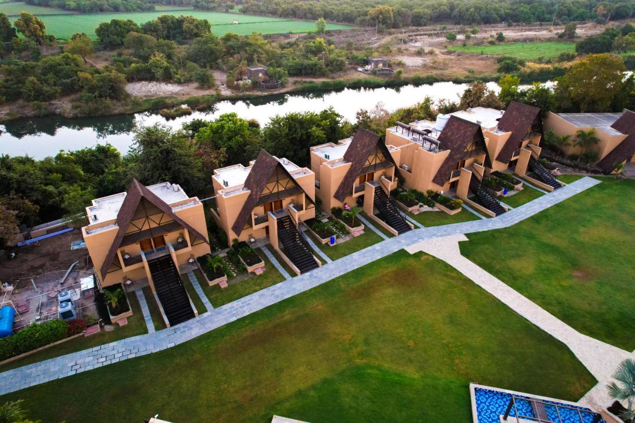 Jagira Ananta Elite , Sasan Gir Hotel Chitrod Ngoại thất bức ảnh